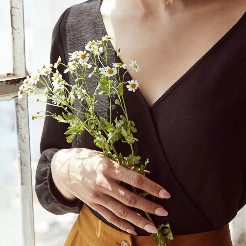 VETTA Capsule Gathered Sleeve Wrap Top